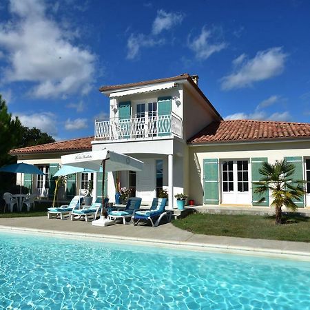 Villa Florida Ле-Бюґ Екстер'єр фото